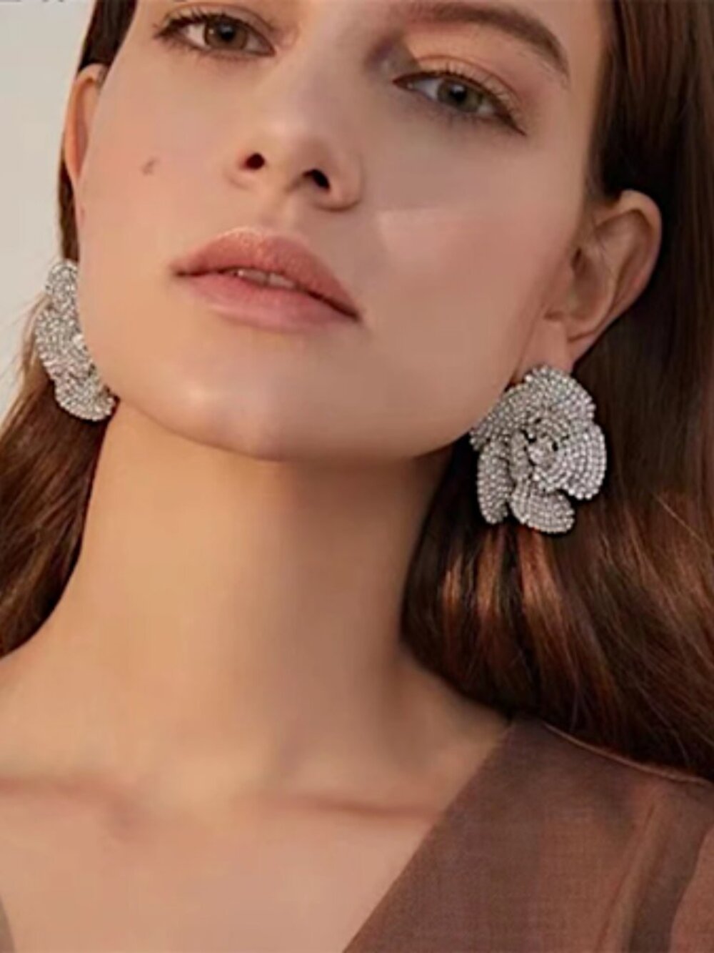 NEW Anthropologie Amber Sceats Camila Flower Crystal Earrings